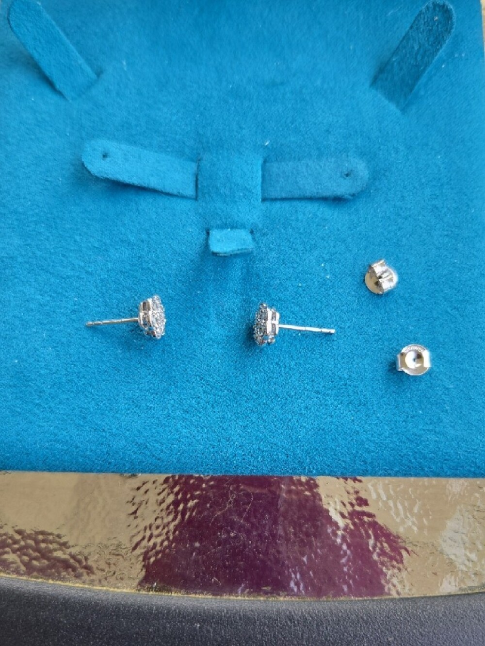 NWOT Effy Diamond Cluster Flower Stud Earrings - Sterling Silver - Picture 2 of 5